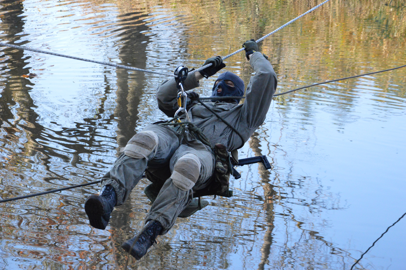 Брянский ОМОН показал хороший уровень подготовки на полевом выходе