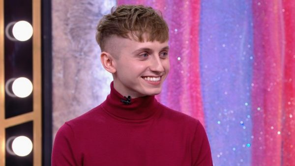 Роман Мокрогузов из Брянска прошел в финал конкурса визажистов