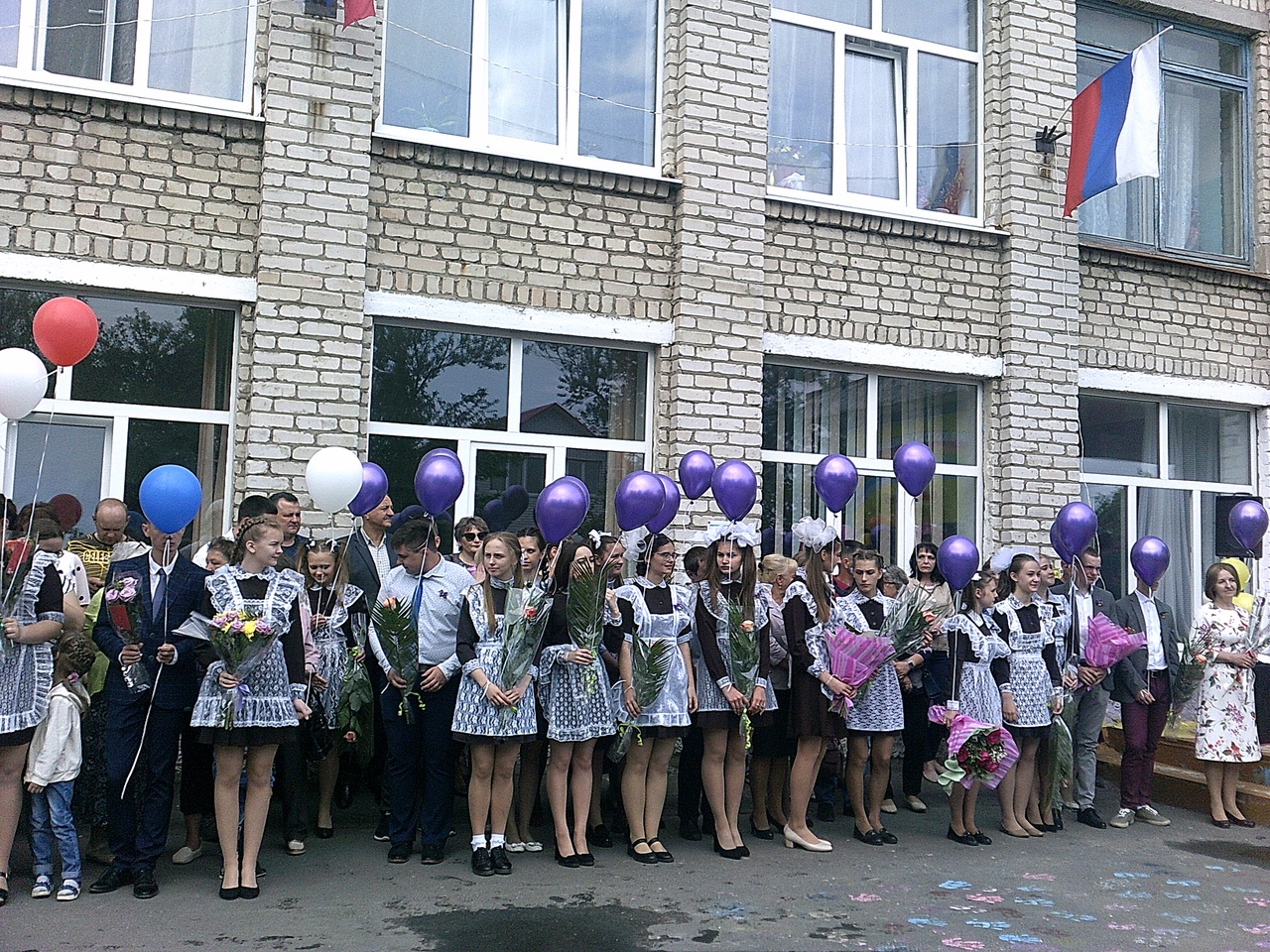 В Карачеве Брянской области прозвенел последний звонок