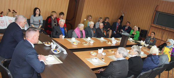 В Красногорском районе Брянщины   поздравили  ветеранов войны и тружеников тыла