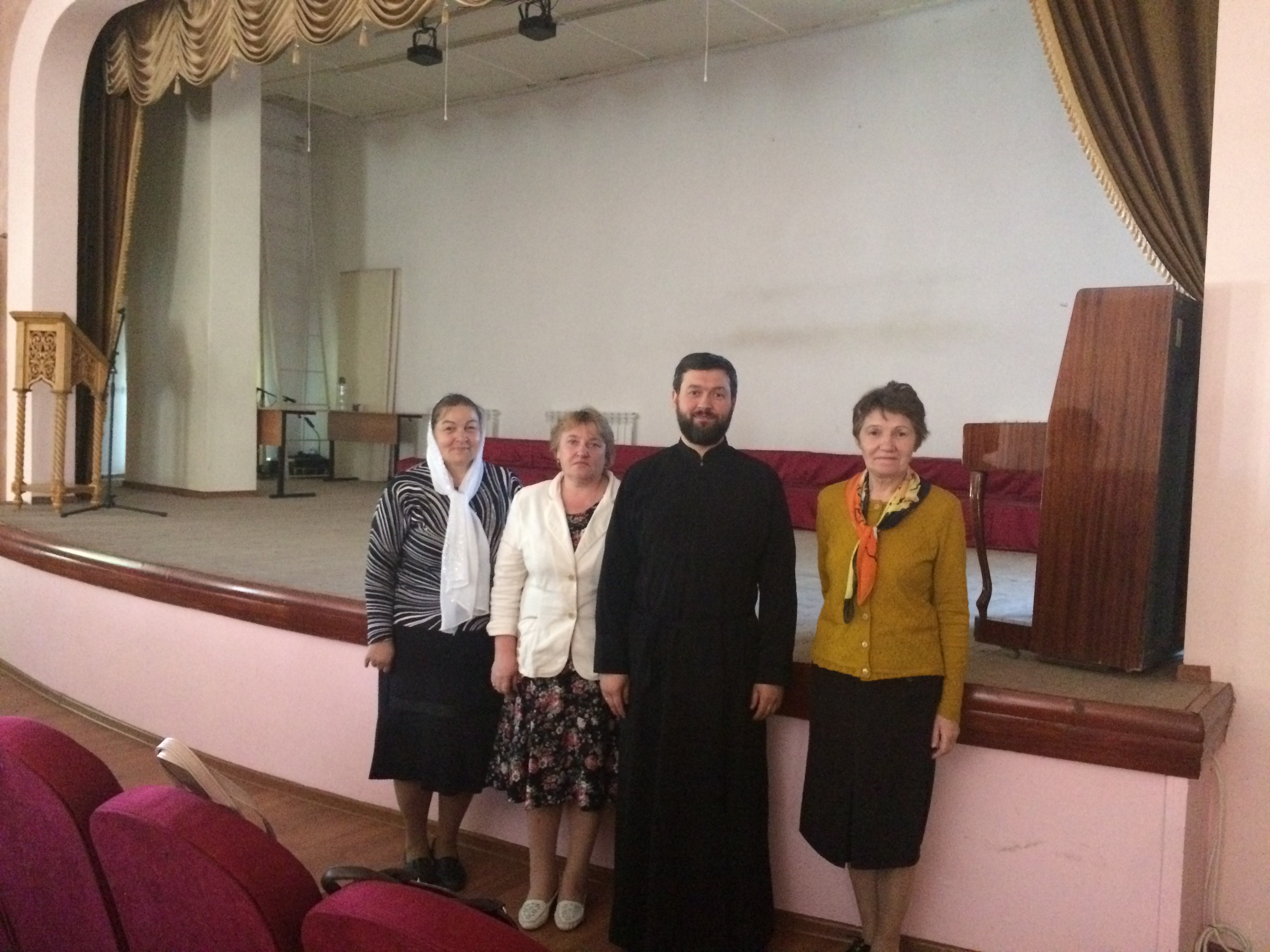 Карачевские педагоги приняли участие в работе Епархиальной конференции «От воскресных школ к приходскому попечению»