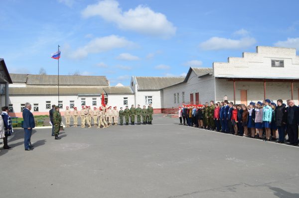 В Климово Брянской области прошел смотр юнармейских отрядов