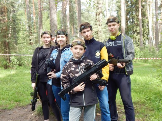 В Дятькове Брянской области  состоялся ежегодный турнир по лазертагу, посвящённый Дню Победы.