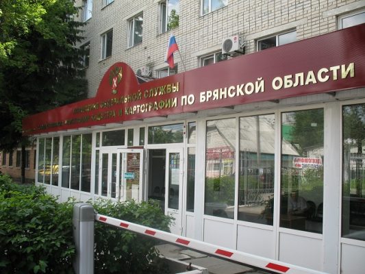 Росреестр разъясняет как поступить, если сосед поставил свой забор на вашем земельном участке