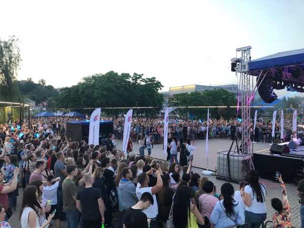 В Брянске прошёл молодежный Фестиваль «Будущее за тобой!»