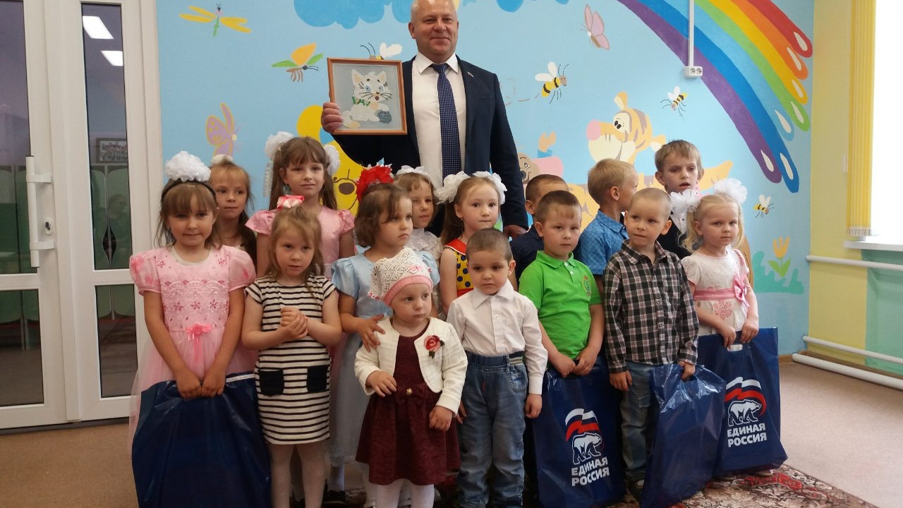 Валентин Суббот  участвовал в торжественном открытии новой школьной пристройки