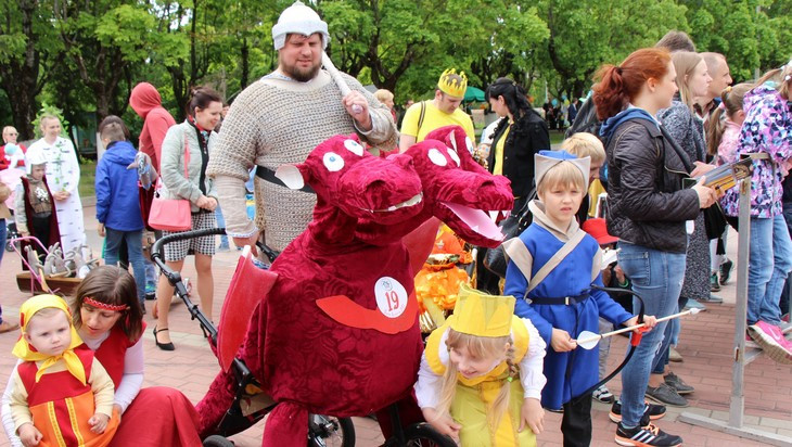 Денежная помощь при рождении детей брянским семьям будет увеличена