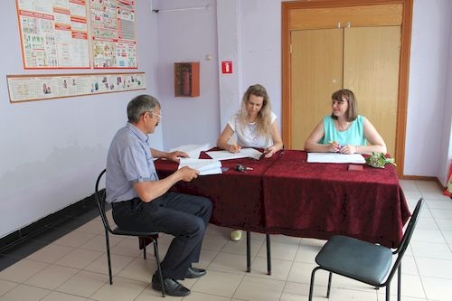 Двери избирательных участков закроются в восемь часов вечера