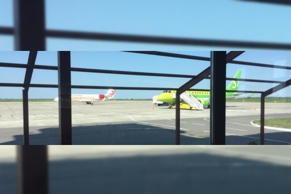 Зал ожидания вылетов в брянском аэропорту расширяется