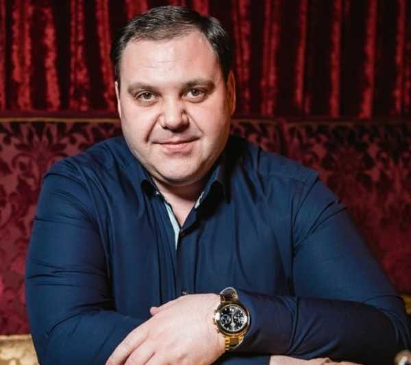 Брянская участница войны получила в дар телевизор от беспартийного директора радио