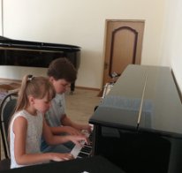 В Карачевской детской школе искусств имени В.Ф. Кольцова прошел фестиваль искусств «Времена года»