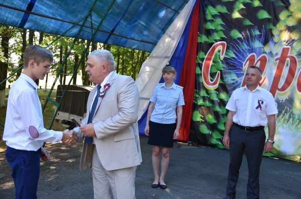 День России отметили в п.Красная гора Брянской области