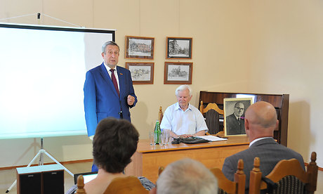 В Брянске почтили память известного государственного деятеля Ивана Коновалова