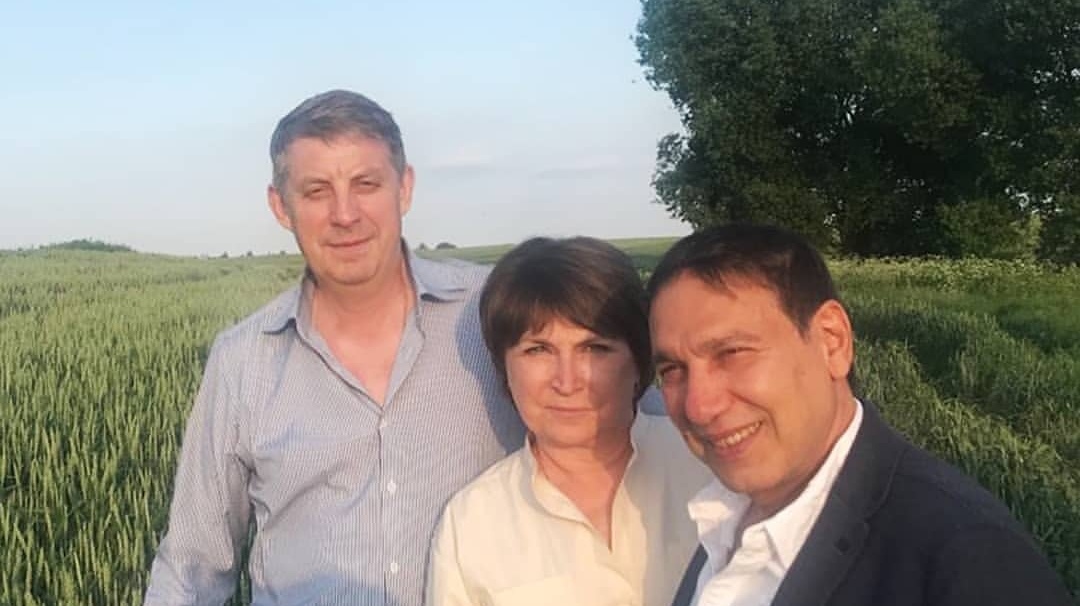 Александр Богомаз встретил режиссёра Ларису Садилову на малой родине