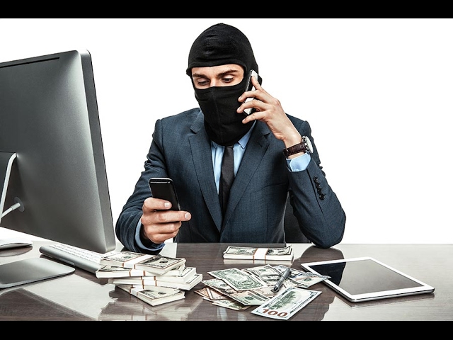 Мошенники под видом банкиров обманывают брянцев