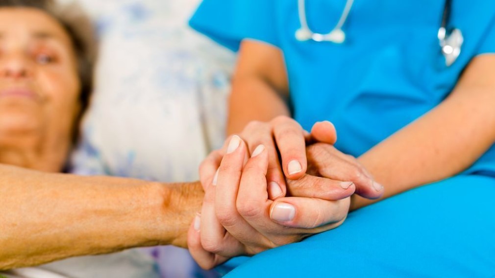 Брянская область в числе первых начала решать озвученную Президенту проблему паллиативной помощи