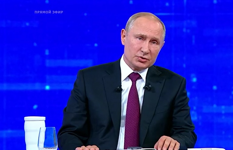 В начале прямой линии Владимир Путин ответил на вопрос про нацпроекты