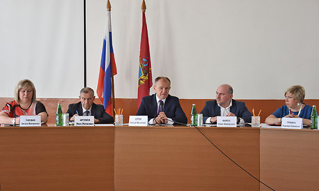 В Дятьковском районе и городе Фокино Николаем Щегловым оценен ход реализации программы «Старшее поколение» нацпроекта «Демография»