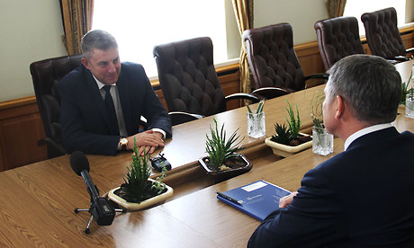 Губернатор Александр Богомаз провел рабочую встречу с управляющим организации «Россети Центр и Приволжье»  Игорем Маковским