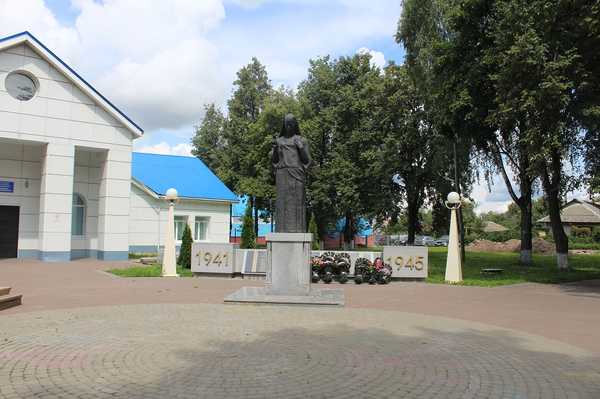 В рамках федерального проекта « Формирование комфортной среды» в брянском поселке Глинищево благоустроят сквер