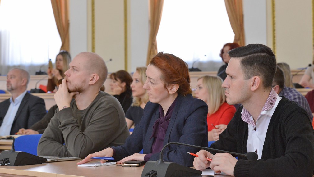 Брянские журналисты могут поучаствовать в конкурсе на тему межнациональных отношений