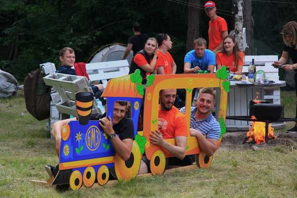 В Брянской области проходит 25-й молодежный фестиваль «Лесное раздолье–2019»