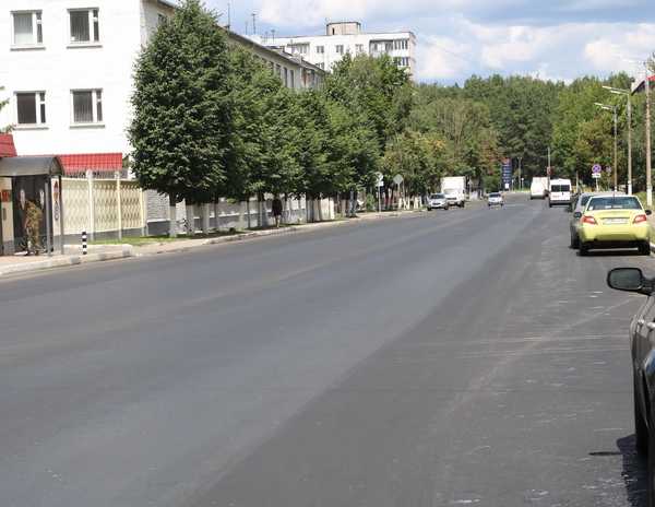 На улицах Абашева, Рылеева и Красный Маяк Володарского района Брянска идет ремонт дорог