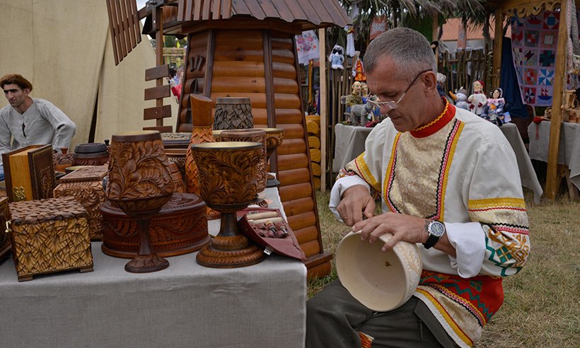 24 августа на площадках Андреевского луга пройдет Свенская ярмарка. 