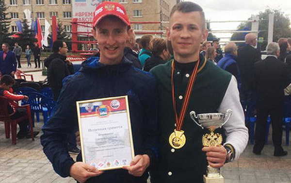 Боксер из Брянска Александр Стручков стал победителем турнира в Орле