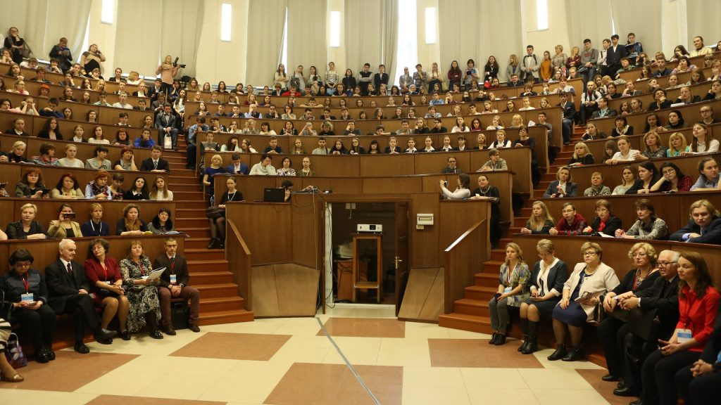 В этом учебном году брянские школьники будут учиться в предуниверсарии