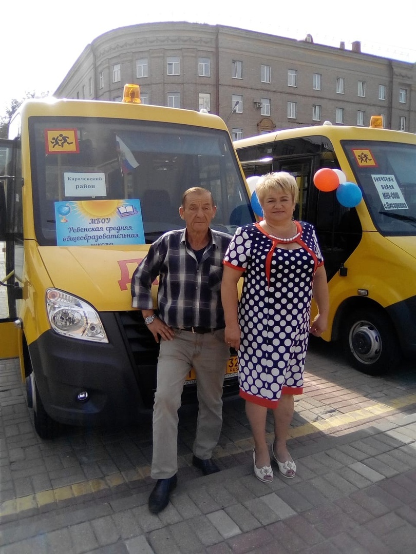 В Ревенской школе  — новый автобус