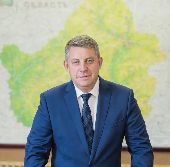 Губернатор Брянской области Александр Богомаз поздравил работников культуры с профессиональным праздником