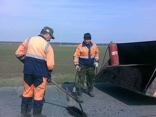 Карачевские дорожники готовят дороги  к зиме