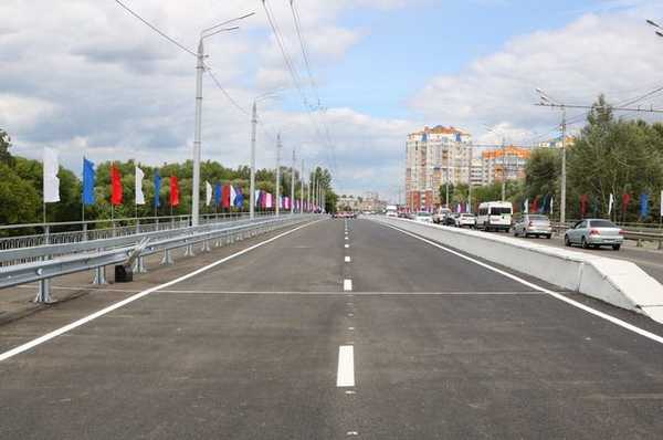 На Первомайскому мосту в Брянске уложат более качественный асфальт