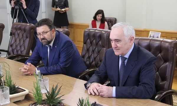 Мурат Зязиков отметил  позитивные изменения в Брянской области