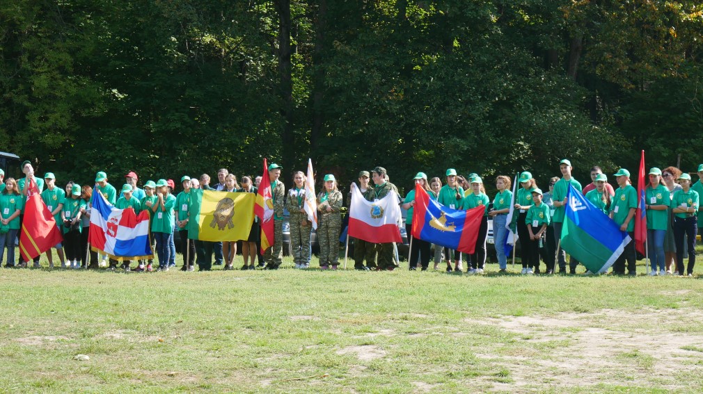 Всероссийский слет школьных лесничеств открылся  в Брянской области