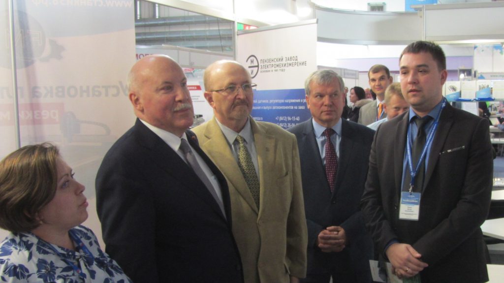 Продукция брянских предприятий получила высокую оценку посла России на выставке в Белоруссии