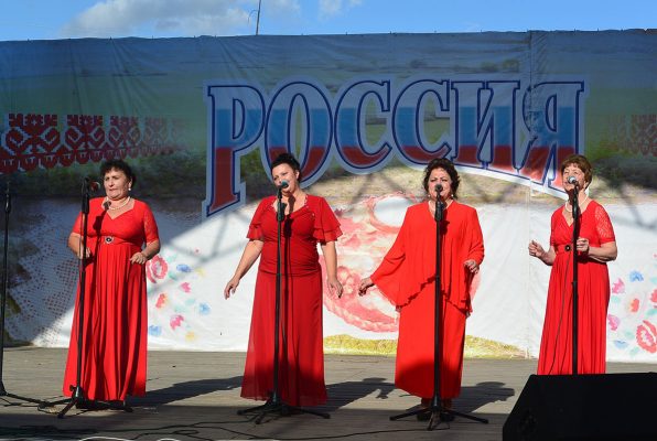 В брянском Трубчевске прошел фестиваль «Капелька России – Брянщина моя!»