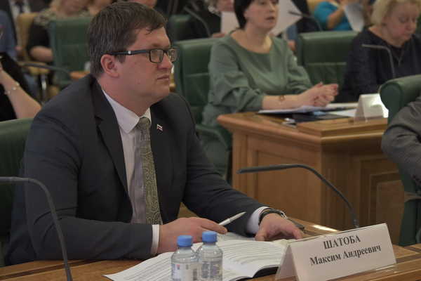 Максим Шатоба стал главой Унечского района