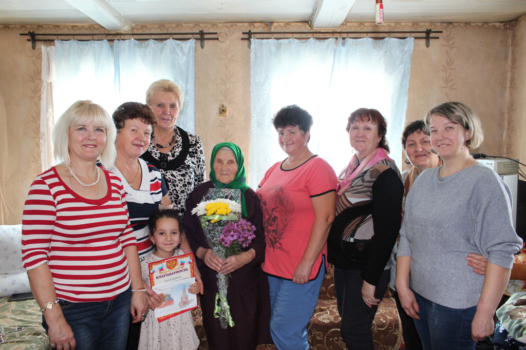 90-летний юбилей отметила карачевская долгожительница