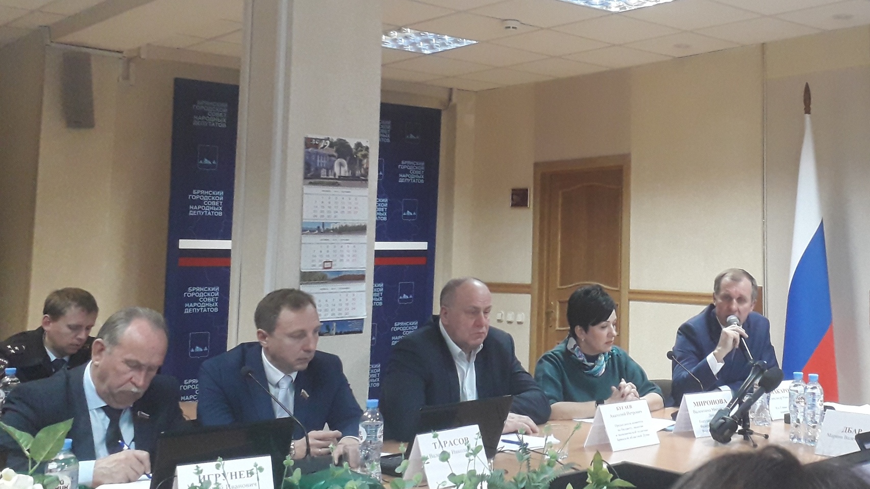 В рамках  нацпроекта «Безопасные и качественные дороги» в Брянске благоустроят около 100 километров тротуаров