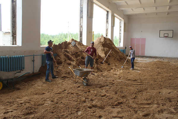 В Брянской области на ремонт 23 спортзалов сельских школ выделят 70 млн рублей