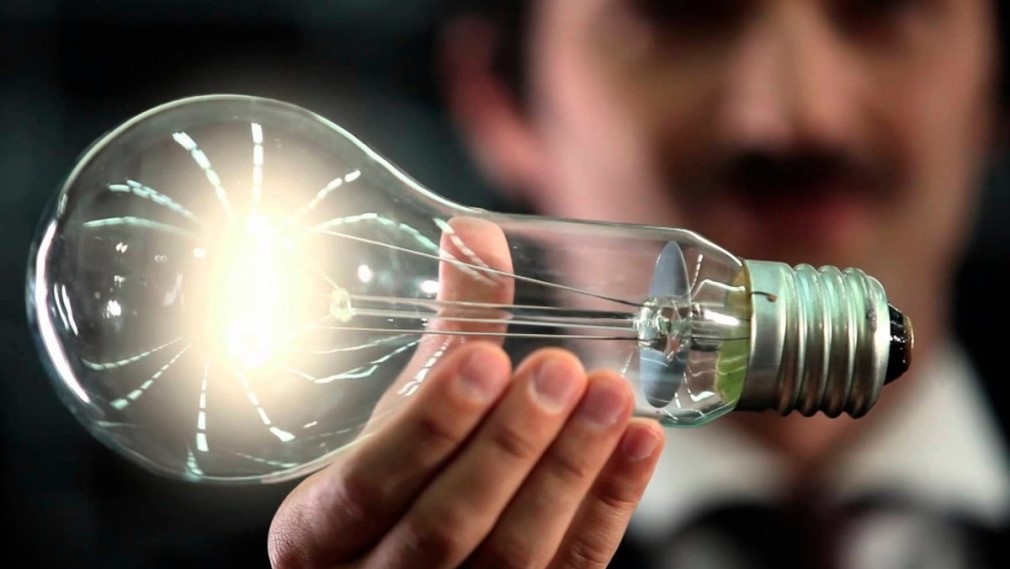 Изобретатели Брянска подготовили проекты создания вечной лампочки и цифрового профиля человека