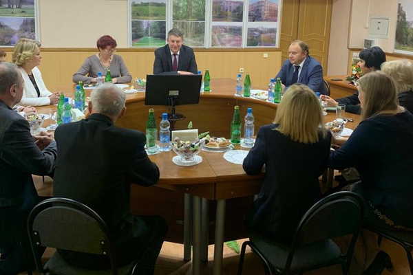 Губернатор Александр Богомаз поздравил преподавателей БГИТУ с профессиональным праздником