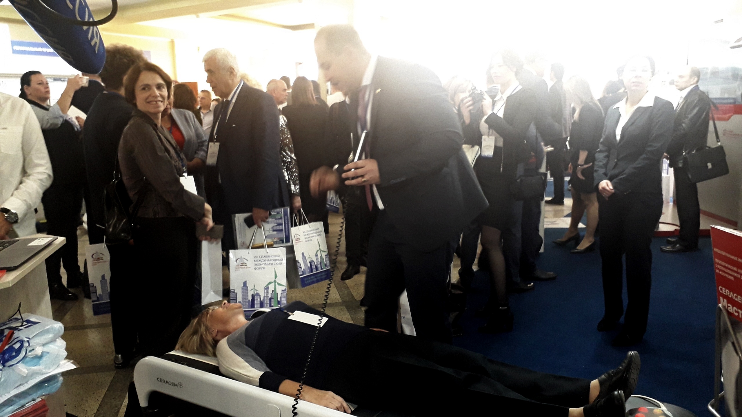 На выставке «Комфортная экосреда региона» в Брянске корейская компания представила высокотехнологичное медицинское оборудование