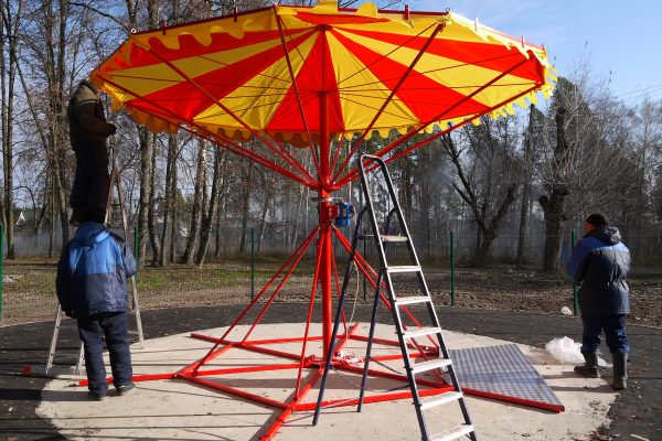 В брянском Локте благоустраивают парк