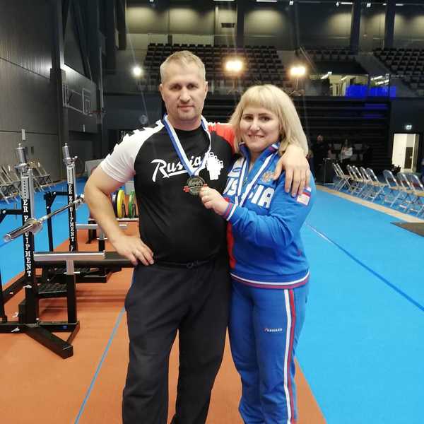 Екатерина Баранова из брянской Суземки одержала победу на Чемпионате Европы по жиму лежа