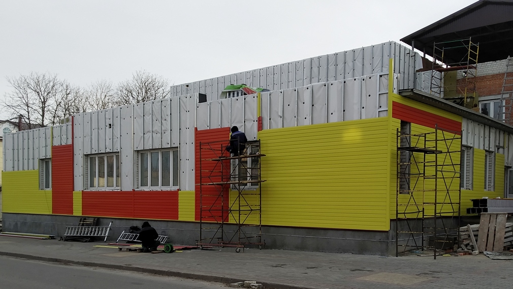 В брянском Климово завершается строительство бассейна