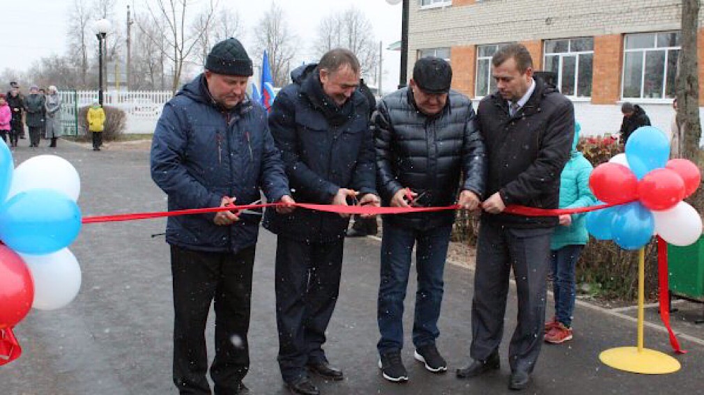 В Дубровке после реконструкции открылся парк на улице Фокина