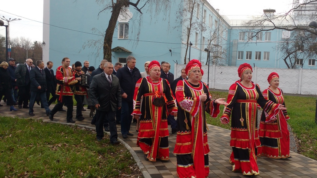 Брянский губернатор Александр Богомаз торжественно открыл Майский парк